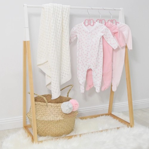 https://babyland.com.au/image/cache/catalog/Product%20Images/Manchester/Decorations/Living%20Textiles%20Baby%20Coat%20Hangers%20Pink%20Bow4-500x500.jpg